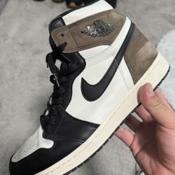Jordan 1 Mocha Size 12