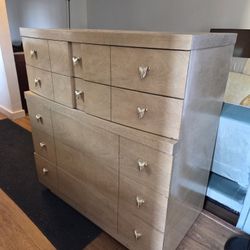 Vintage Blonde Wood 5 Drawer Dresser