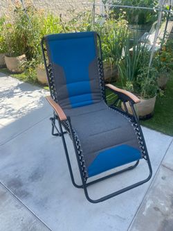 Zero Gravity Lounge Chair