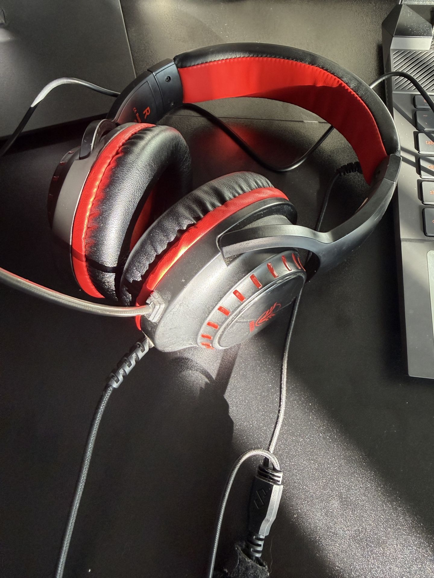 Masacegon H-11 Gaming Headset Black & Red