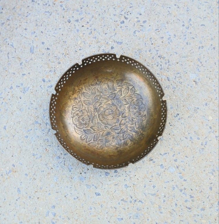 Vintage Sarna Brass Floral Pierced Bowl