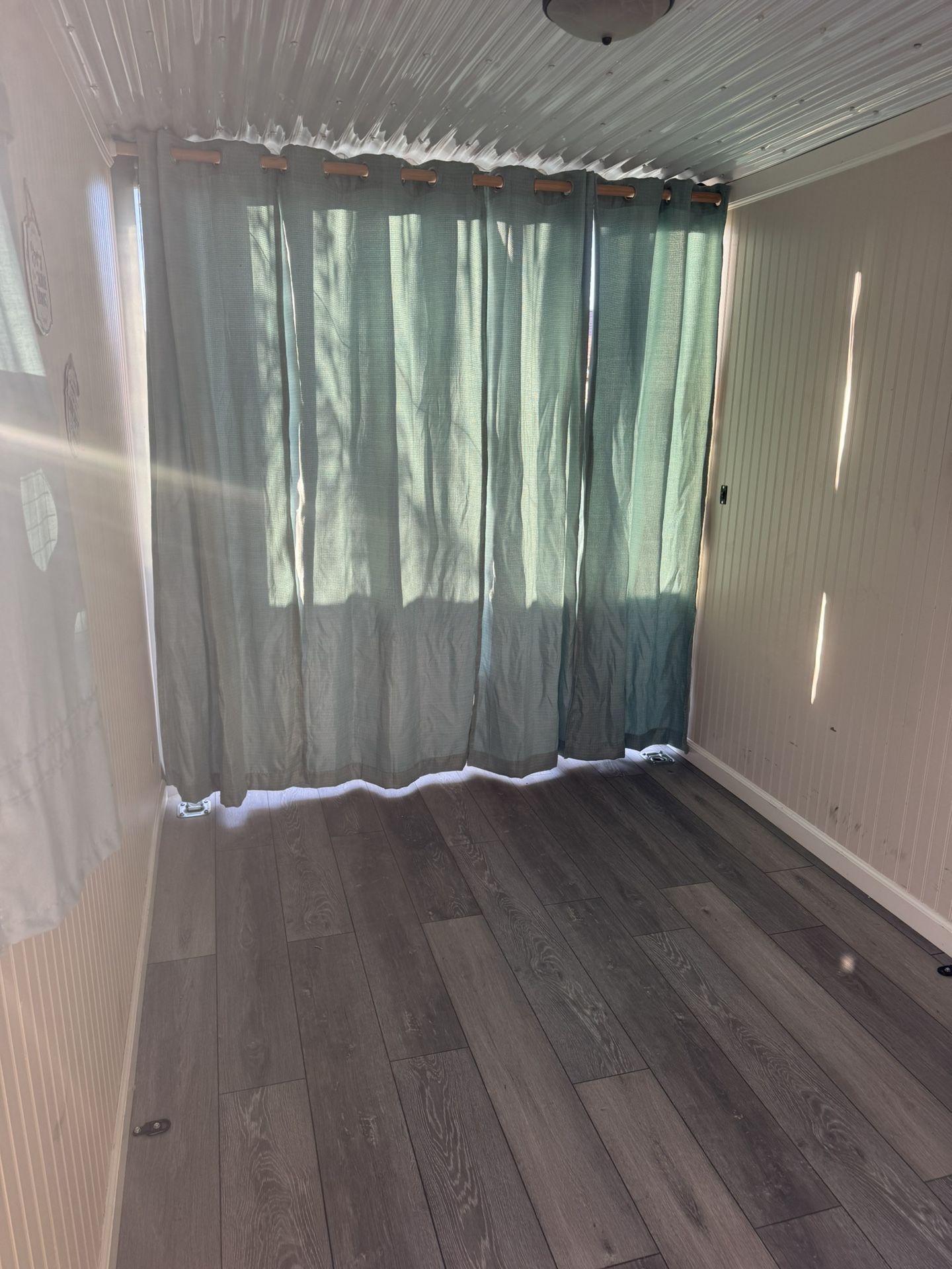 Enclosed Trailer