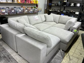 Thomasville Lowell 8-Piece Modular Sectional
