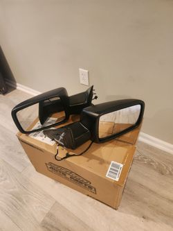 2009-2018 Ram 1500 OEM Mopar mirrors