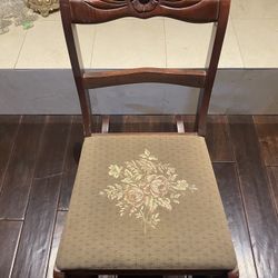  wood rocking chair Antique