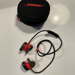 Mint Condition Bose SoundSport Pulse Wireless Headphones, Power Red (with Heart Rate Monitor)