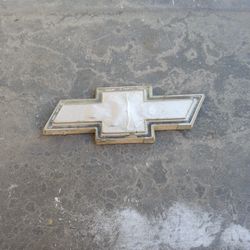 Chevy Bow tie