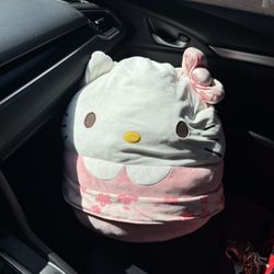 Hello Kitty Plushies In Different Sizes 