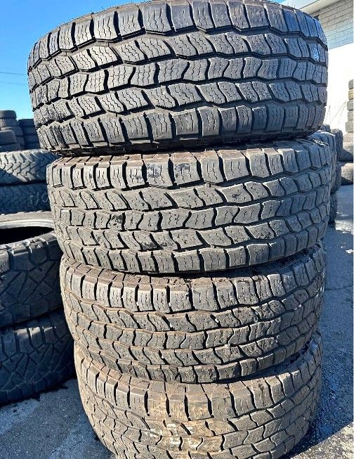 275-70R18 Vendo un set de llantas en perfecta condición 80% life 🏁🚘🚘