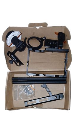 Andoer C500 Aluminum Camera Cage Rig - Follow Focus, Matte Box & Top Handle