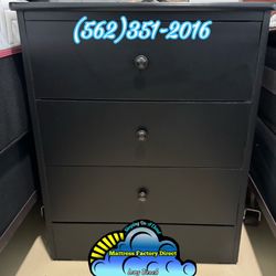 3 Drawer Black Nightstand 🚚