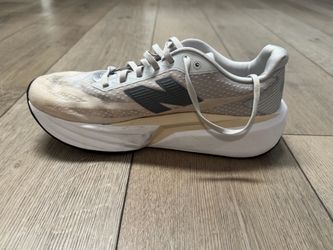 New Balance Fuelcell Rebel V5