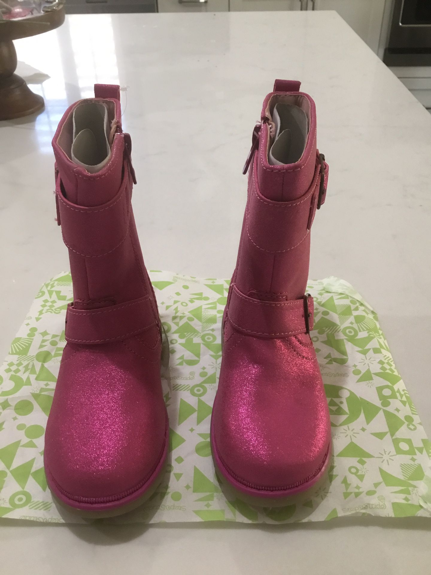 Toddler size 10 Girls Pink Step & Stride Lara Boots (never worn, shoes, footwear)