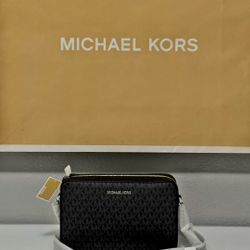 NEW MICHAEL KORS CROSSBODY 