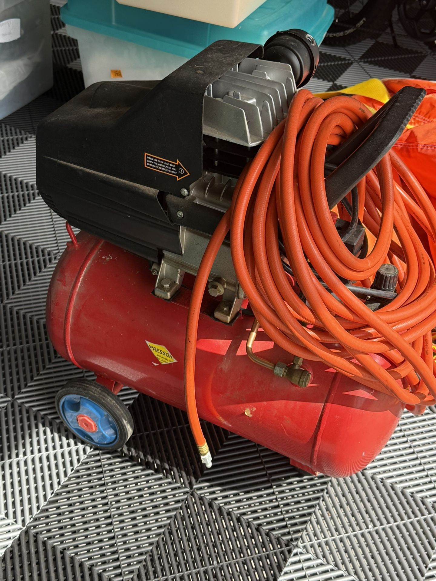 Air compressor