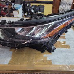 2021 - 23 - TOYOTA HIGHLANDER - LEFT - HEADLIGHT