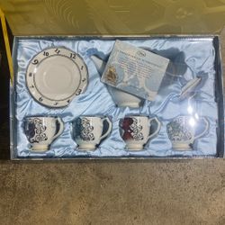 Disney tea set