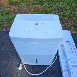 GE Dehumidifier 