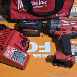 m18 impact wrench  1/2 with battery and charger 