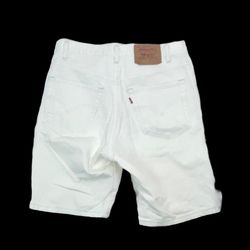 Vintage Levi’s 505 white denim jean shorts 