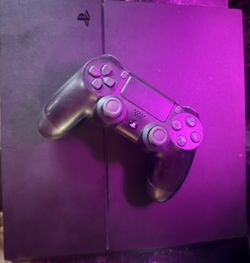 Ps4 Black With Controller 