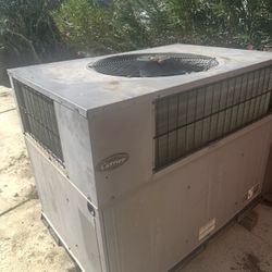 Carrier Air Conditioning Unit