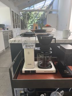 Technivorm Moccamaster KBGV Select (Off-White) — Like New