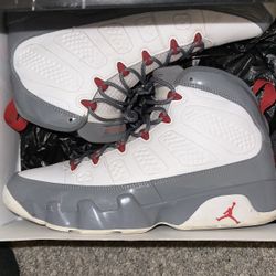 Air Jordan Retro 9 