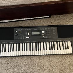 Teclado Yamaha 