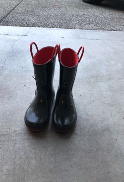 Spider man rain boots size 11