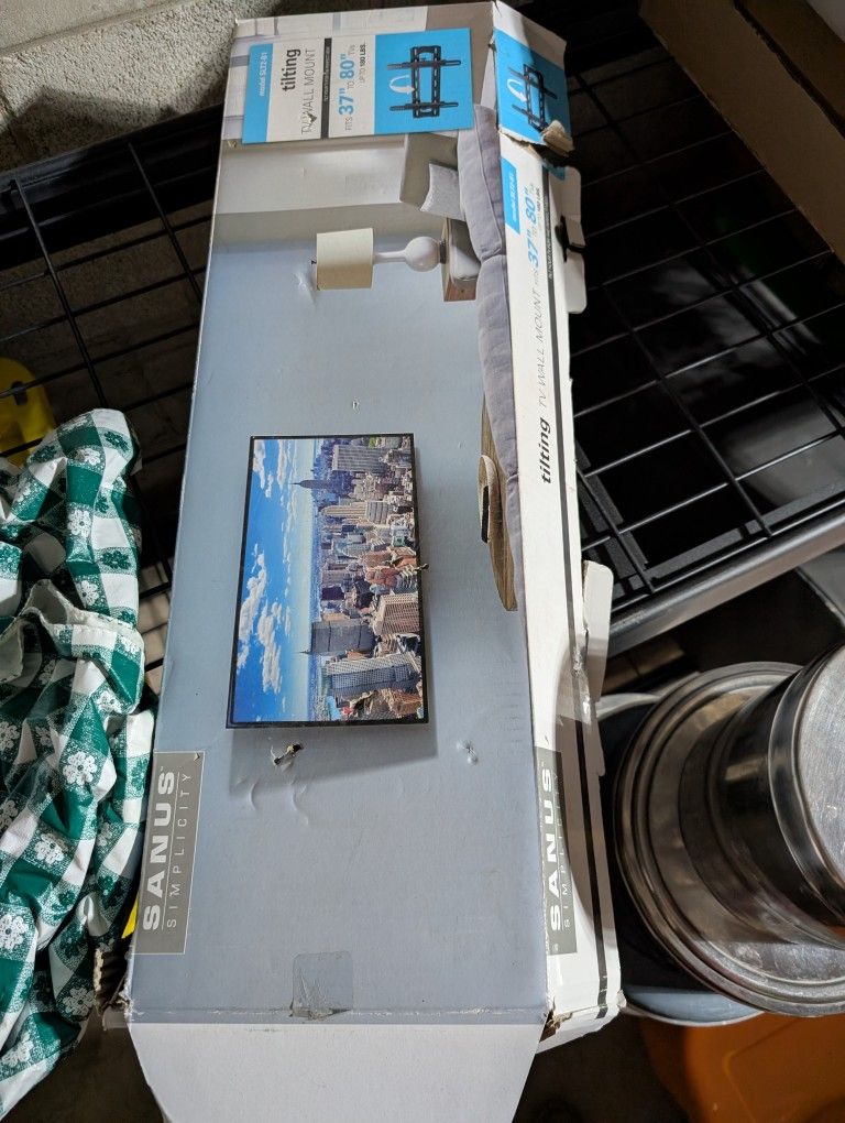 TV Wall Mount Kit