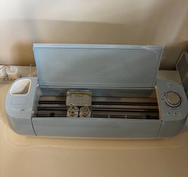Cricut  Explore Air 2