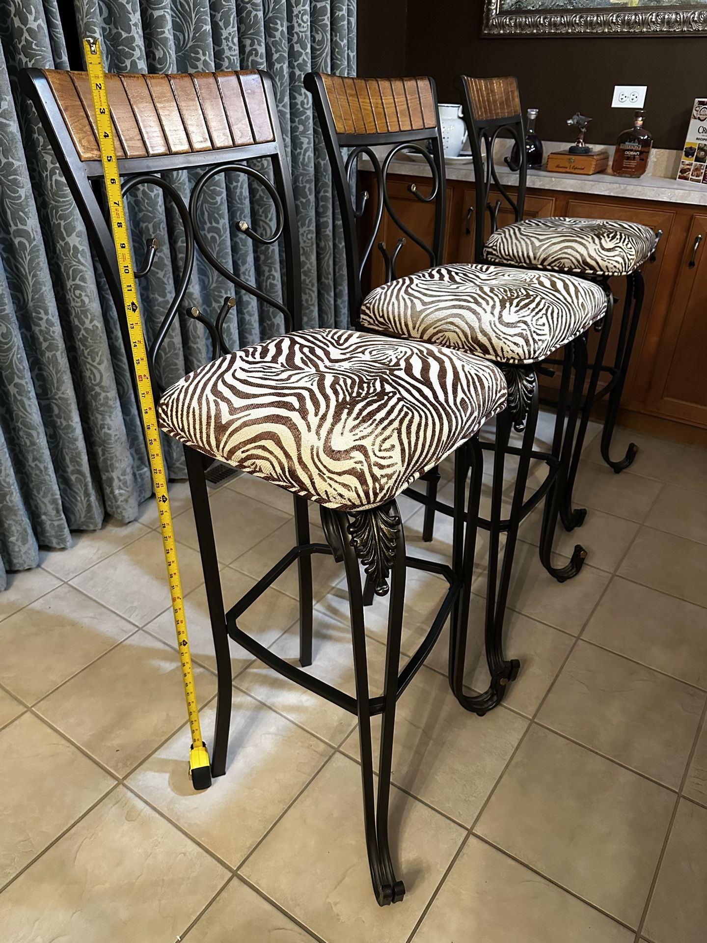 3 Tall Bar Stools