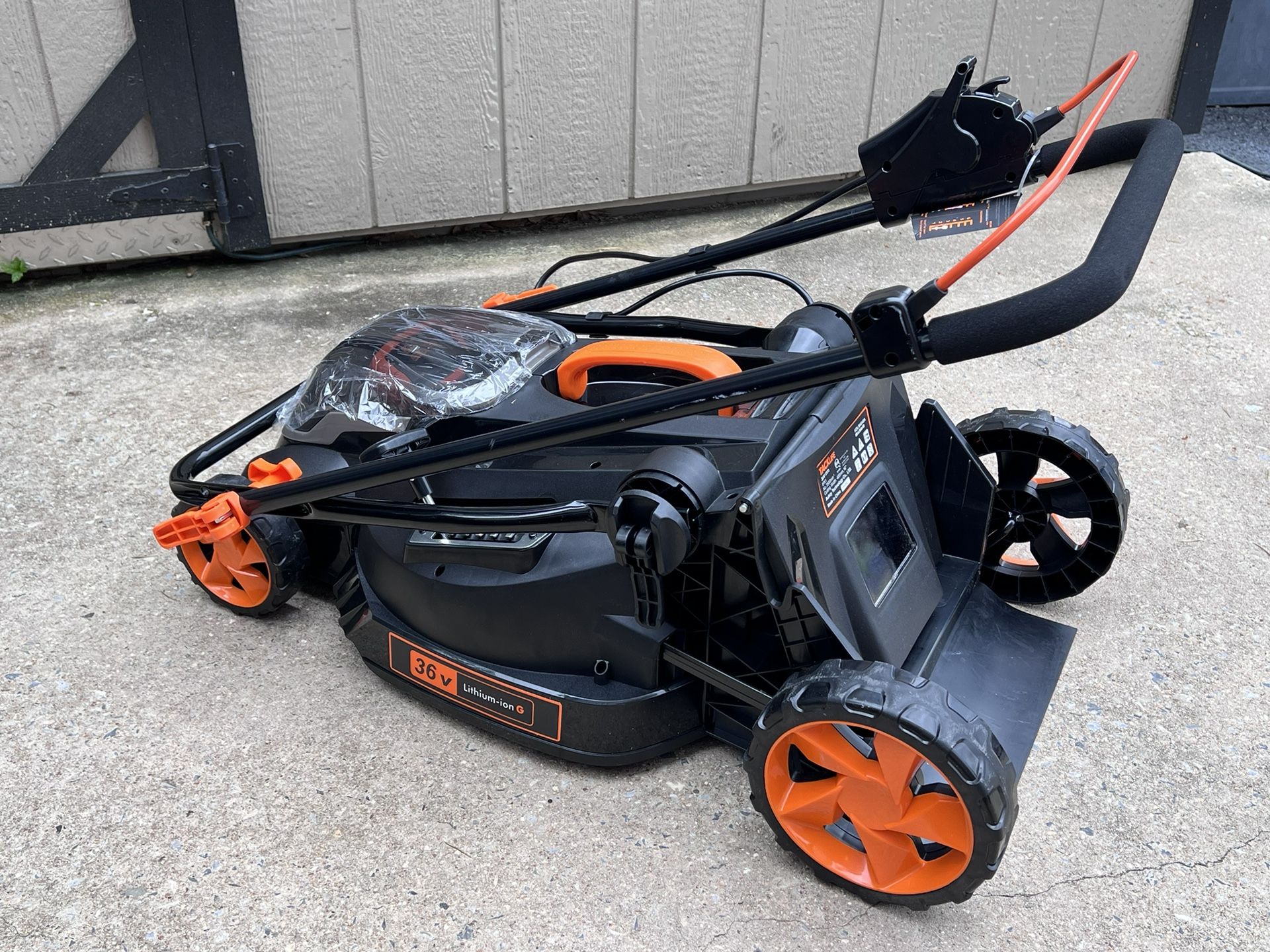 TackLife Battery Lawnmower, 18” Cut