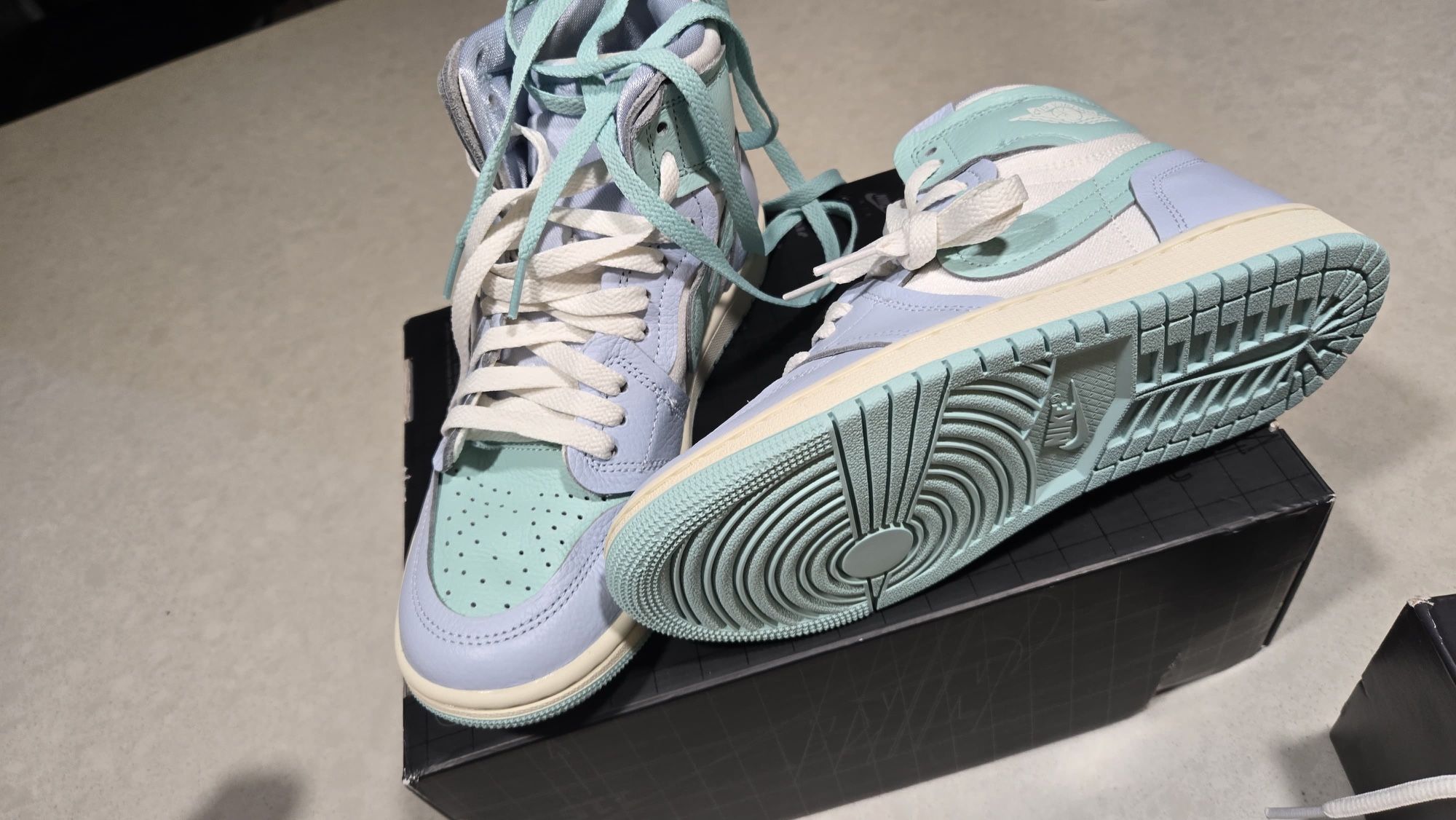 Air Jordan 1 MM High