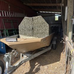 Aluminum Boat 