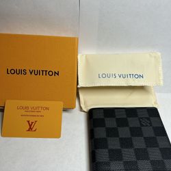 Louis Vuitton Plaid Wallet Men’s