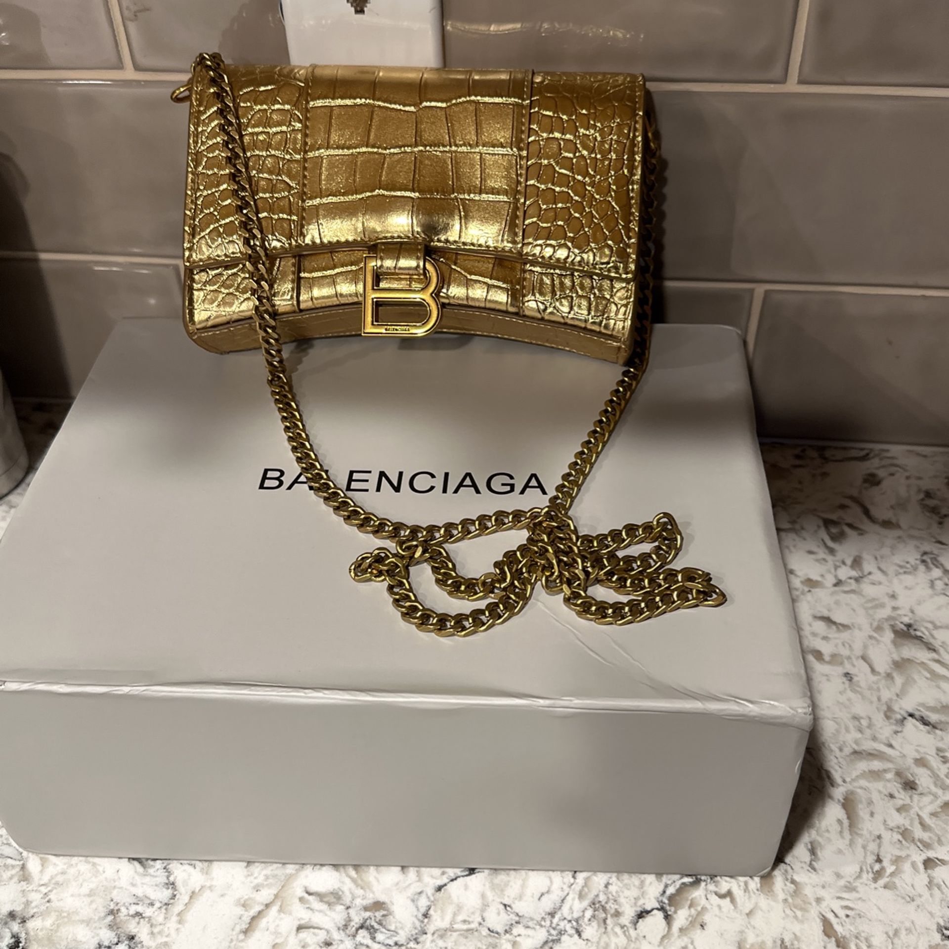 Balenciaga Wallet On Chain