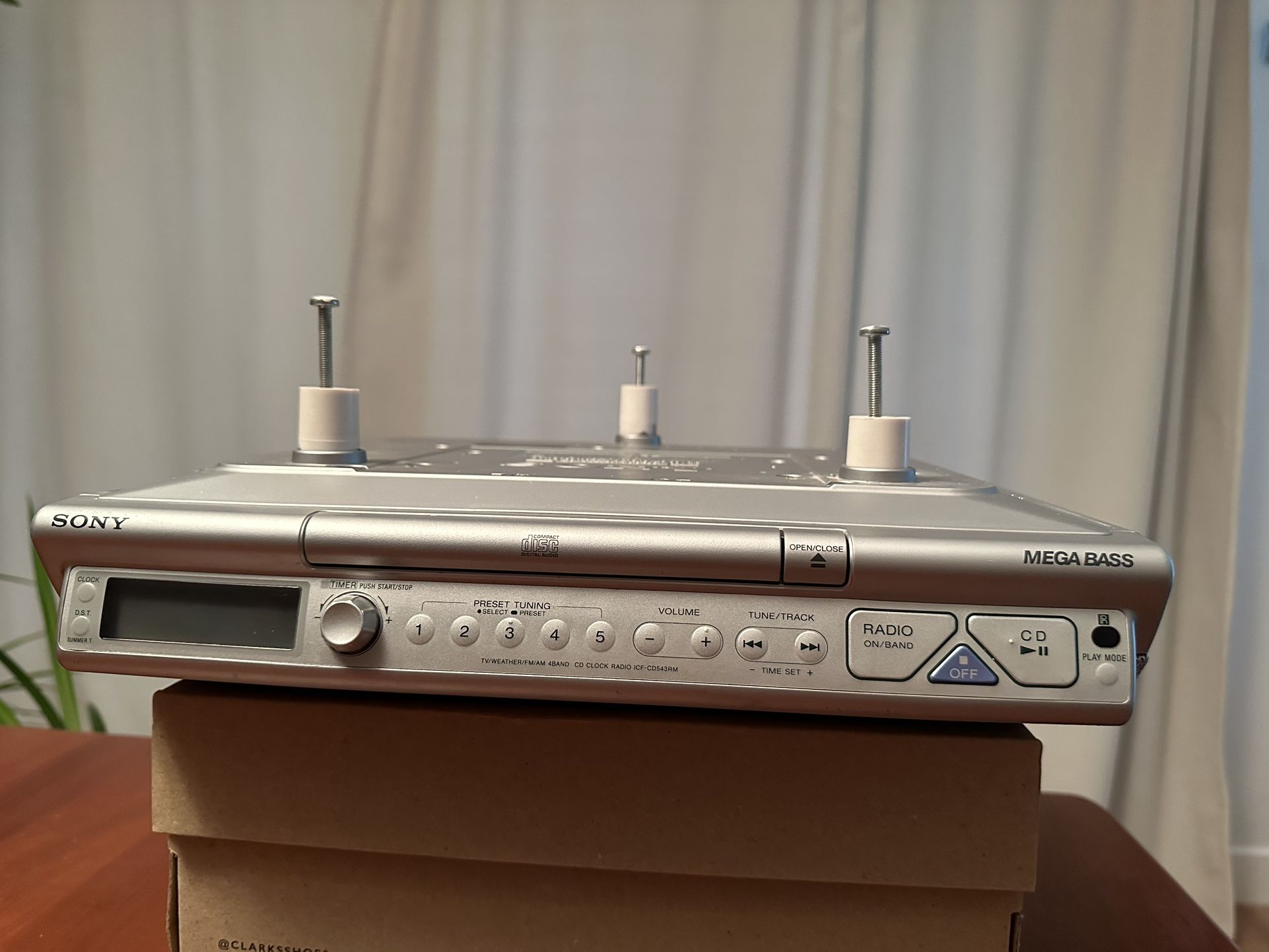 Sony Under Cabinet Radio & CD Player