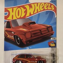 HOT WHEELS.  DRAG STRIP. 1976 CHEVY CHEVETTE. 