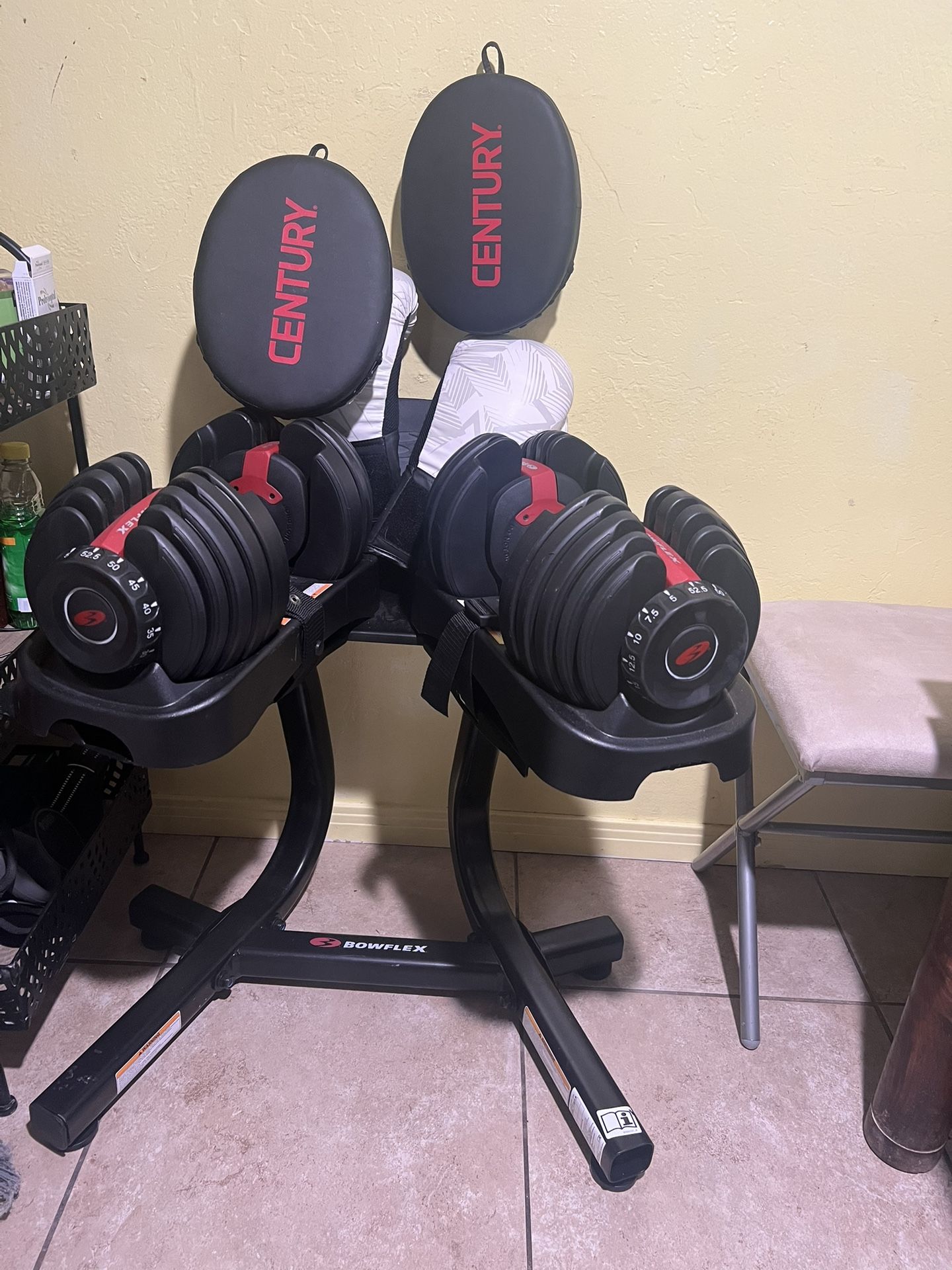 bowflex adjustable weights with boxing gloves