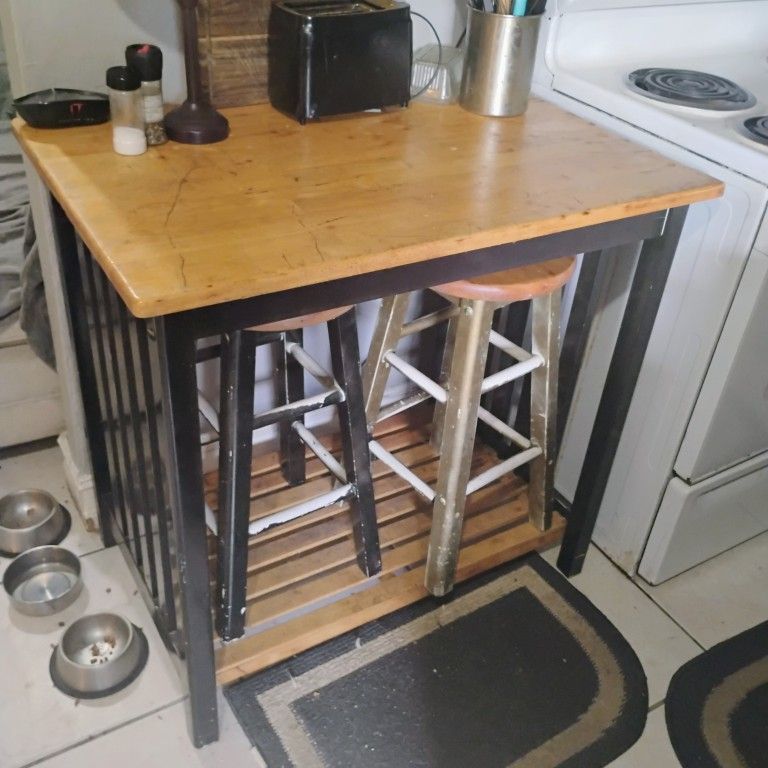 moving out of state Saturday needs items gone by friday