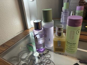 4 piece Clinique