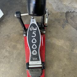 DW 5000 Single Kick Pedal Chain Drive