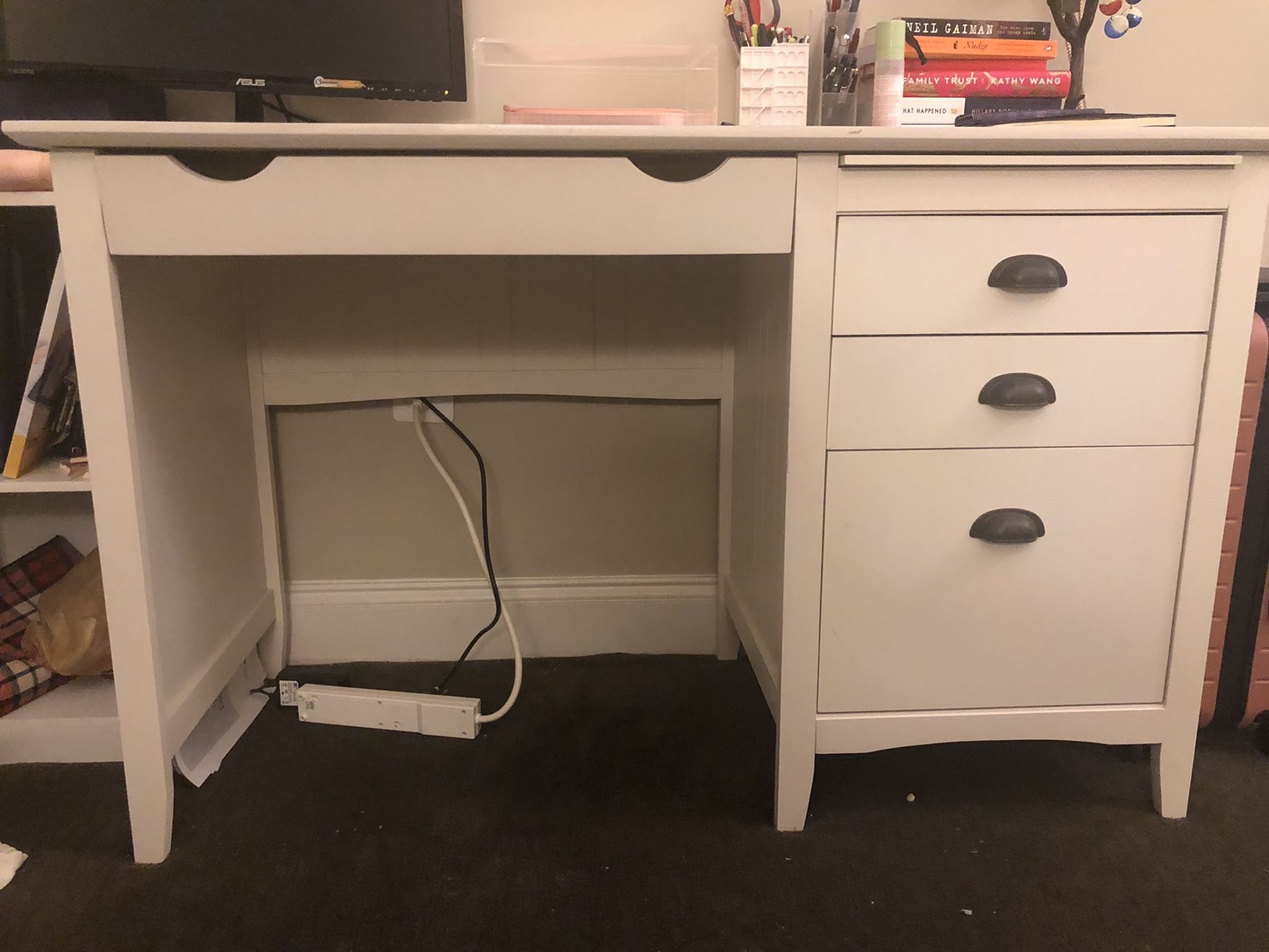 White Computer Desk 3 drawers