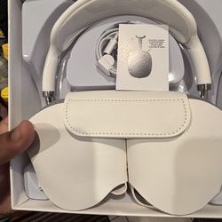 AirPods Max Headphones White 🎧(Read)