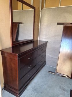 Bedroom Set