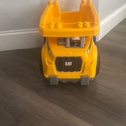 Big Blocks Large Truck