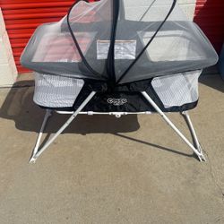 Cisco Kids bassinet