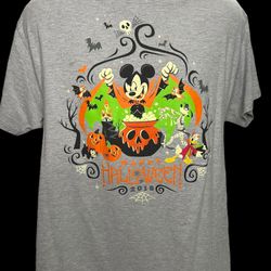 Disney Parks Halloween 2018 Mickey Mouse T-Shirt Limited Edition Size Large Gray